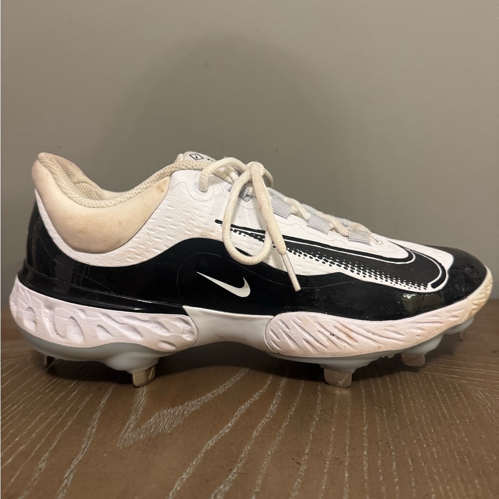 Nike Men's Alpha Huarache Elite 4 Metal Baseball Cleats